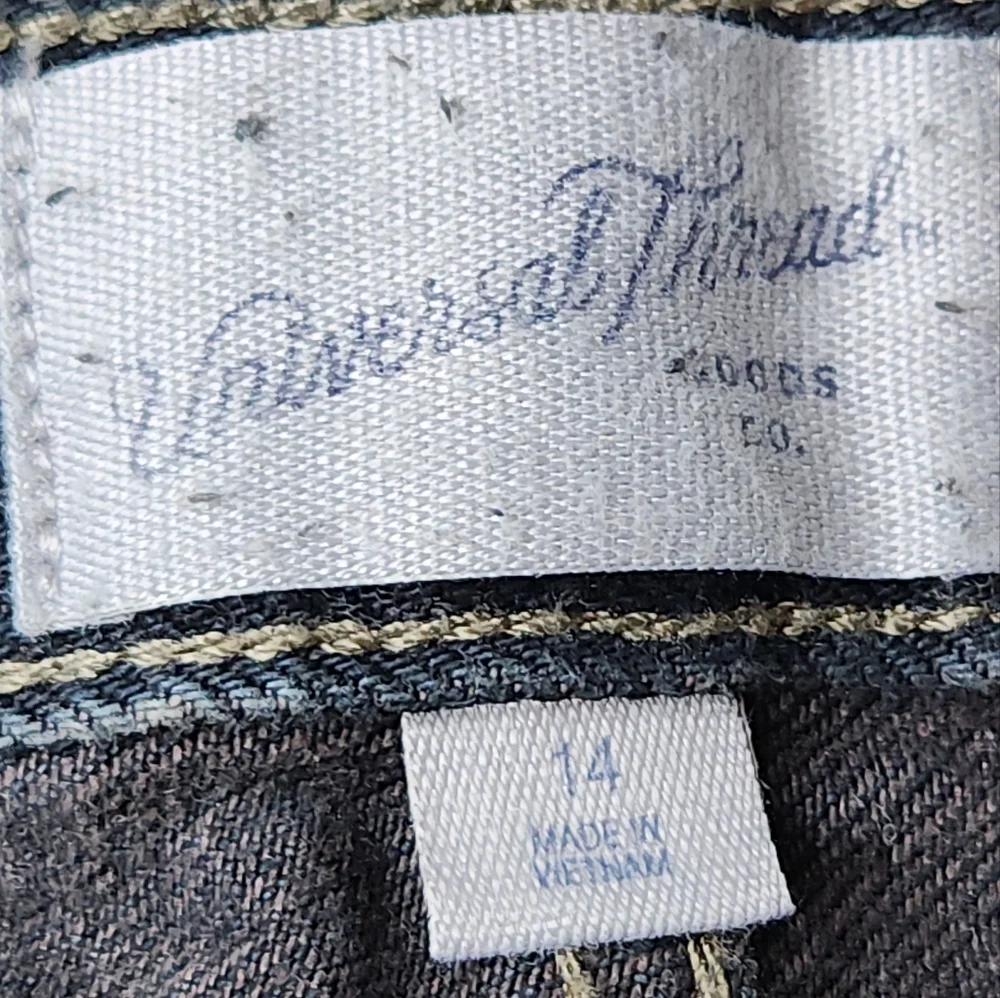Women's Mid-Rise 90's Baggy Jean Shorts - Universal Thread Black Wash 14